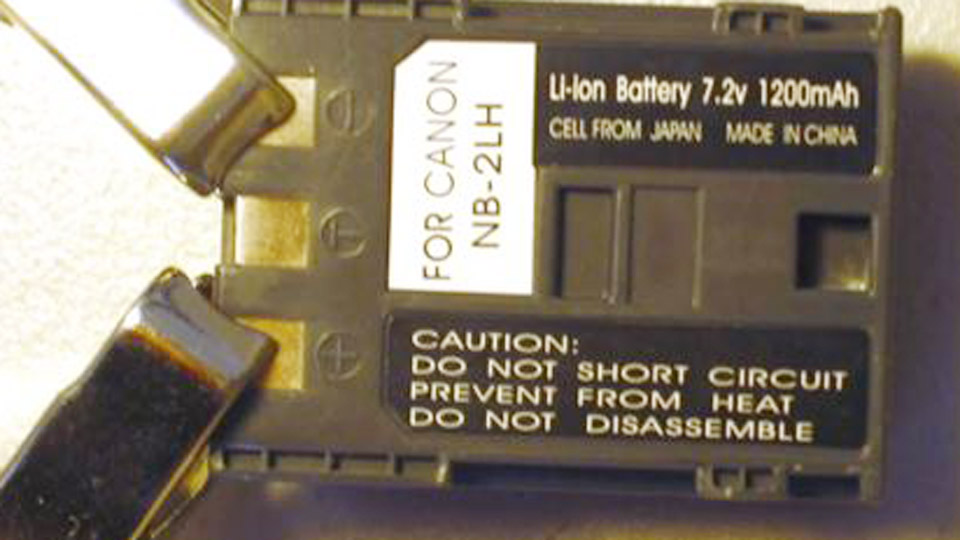 How to Charge Battery Without Charger