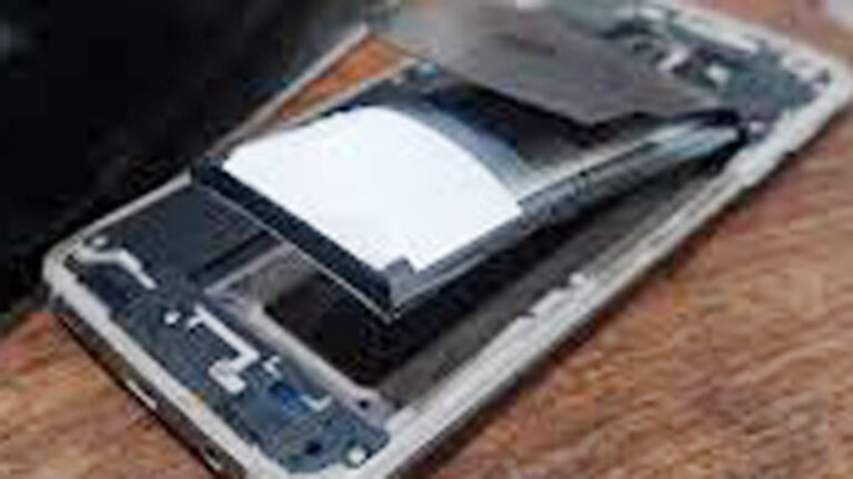 What-Does-It-Mean-When-a-Lithium-Battery-Swells.jpg
