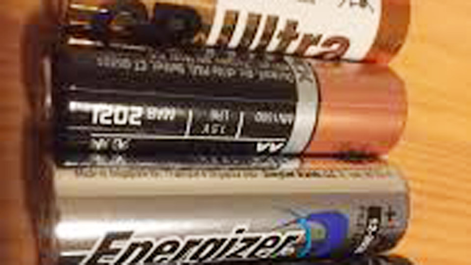 How to Know If Batteries Are Alkaline: Quick Identification Test 1 How to Know If Batteries Are Alkaline