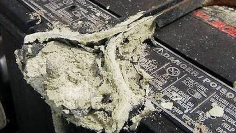 How-to-Remove-Battery-Acid-Corrosion-from-Metal.jpg
