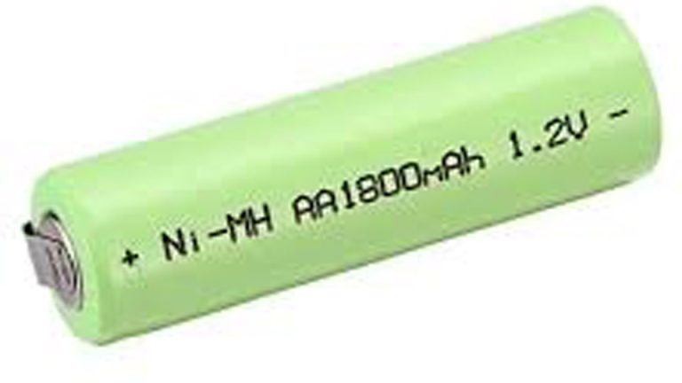 Nickel-Metal Hydride vs Lithium Ion AA Batteries