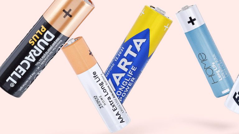 What Is the Difference Between Alkaline and Normal Batteries?