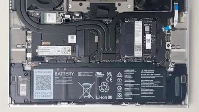 How to Disconnect Laptop Battery from Motherboard